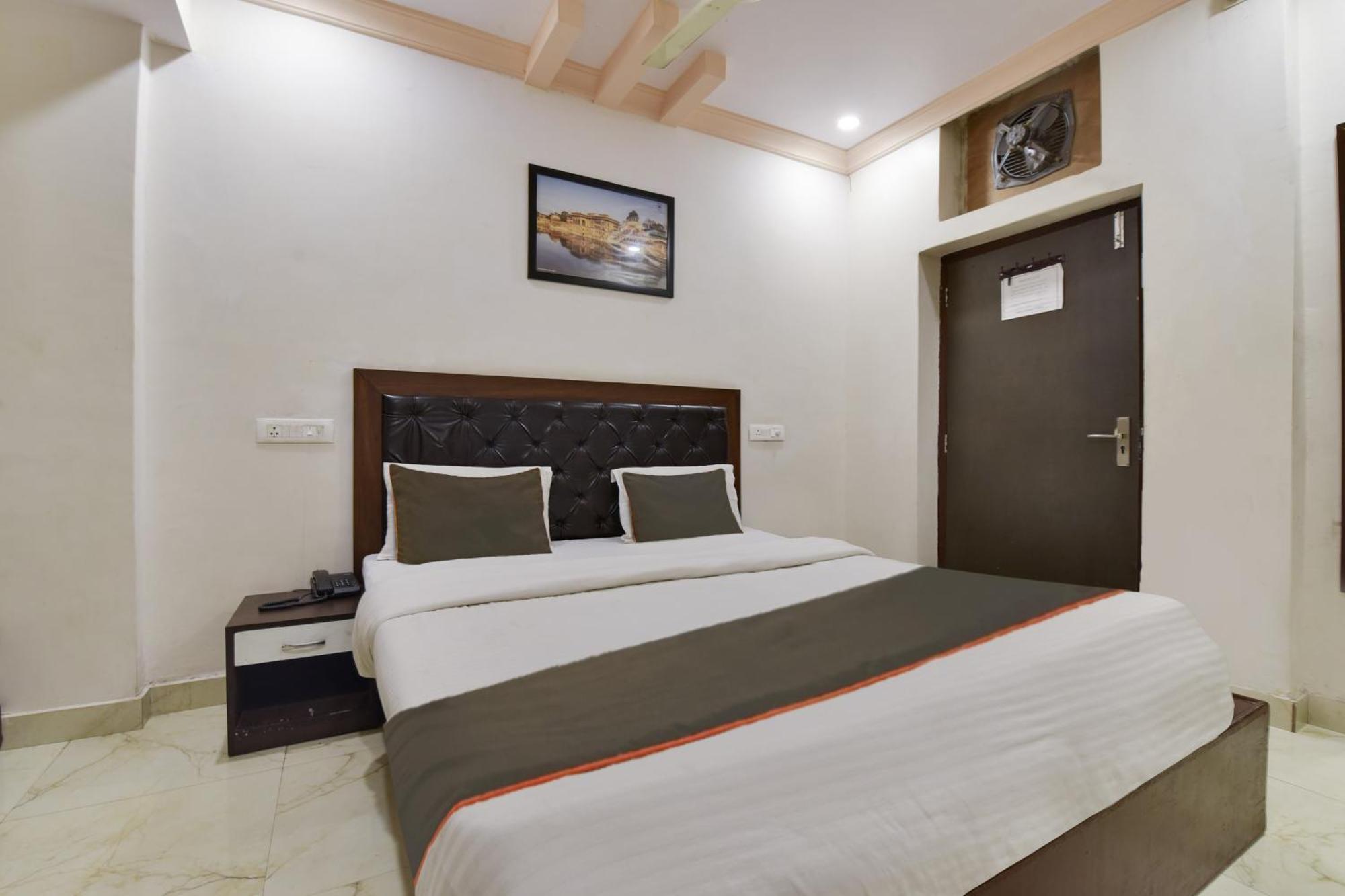 Super Hotel O Ratnam Palace Udaipur Buitenkant foto