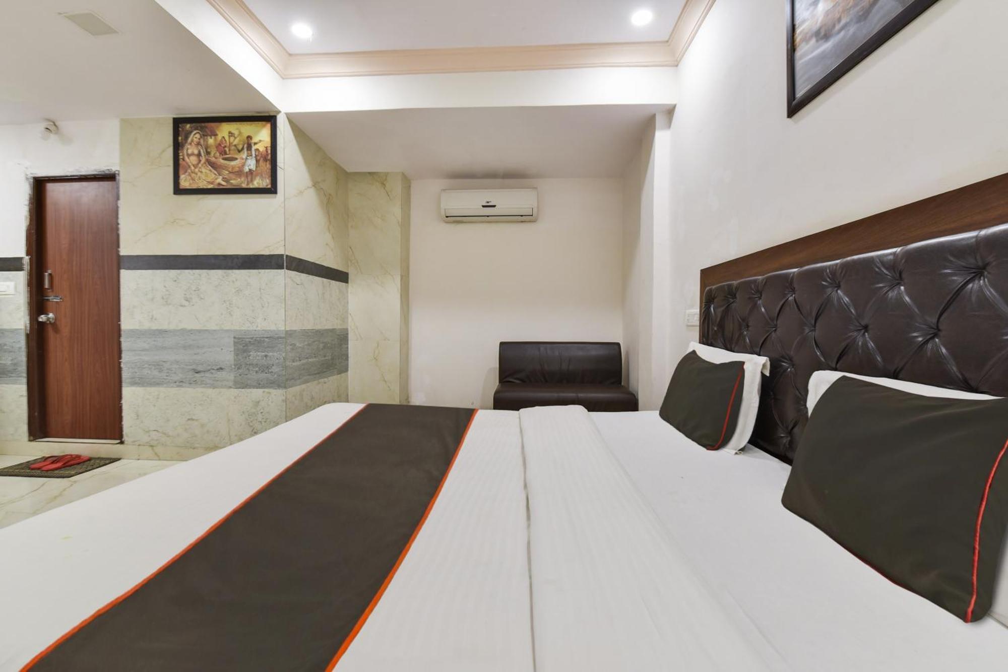 Super Hotel O Ratnam Palace Udaipur Buitenkant foto