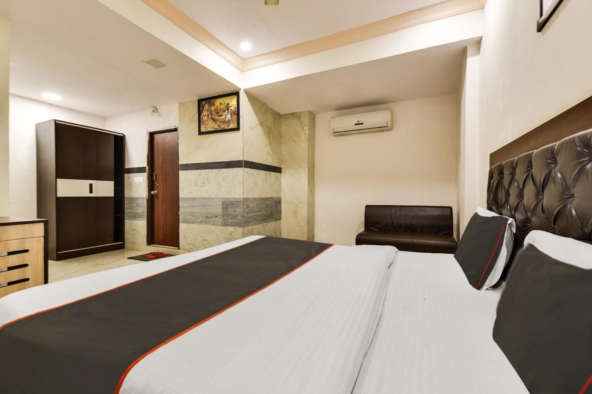 Super Hotel O Ratnam Palace Udaipur Buitenkant foto